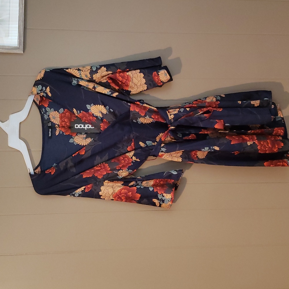 Boohoo Dress size 18